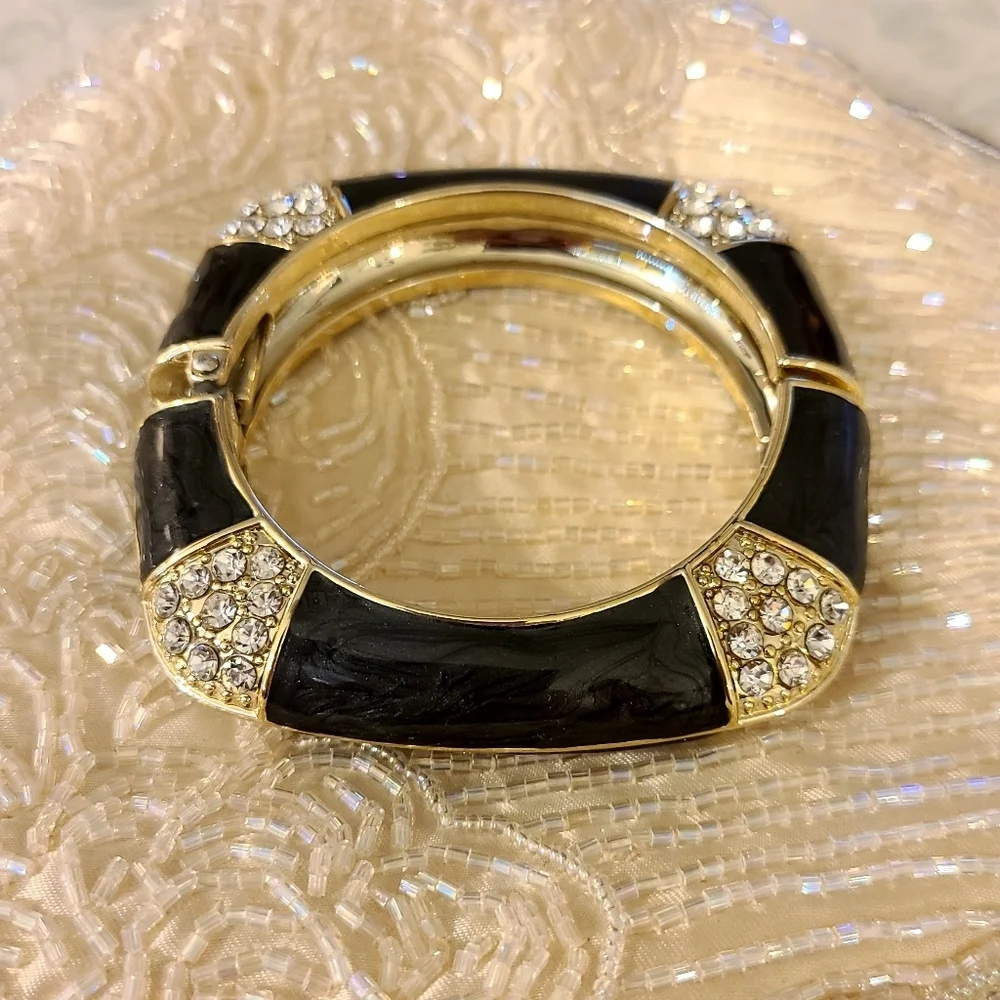 Black Faux Marble & Crystal Bracelet